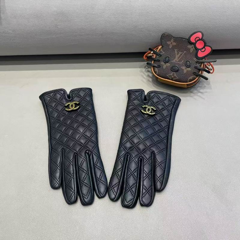 Chanel Gloves M L 012210
